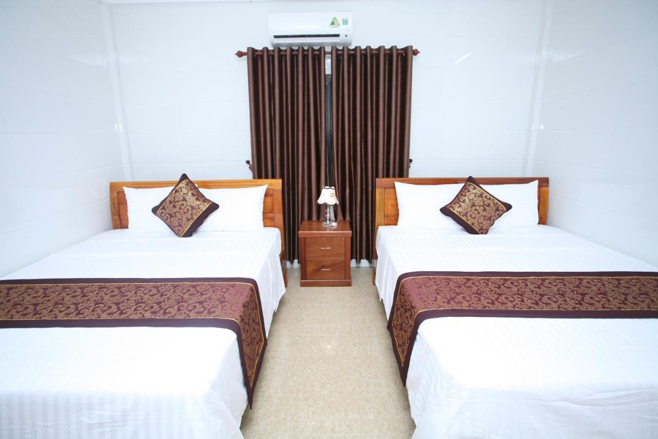 Sky Hotel Phong Nha Exterior photo